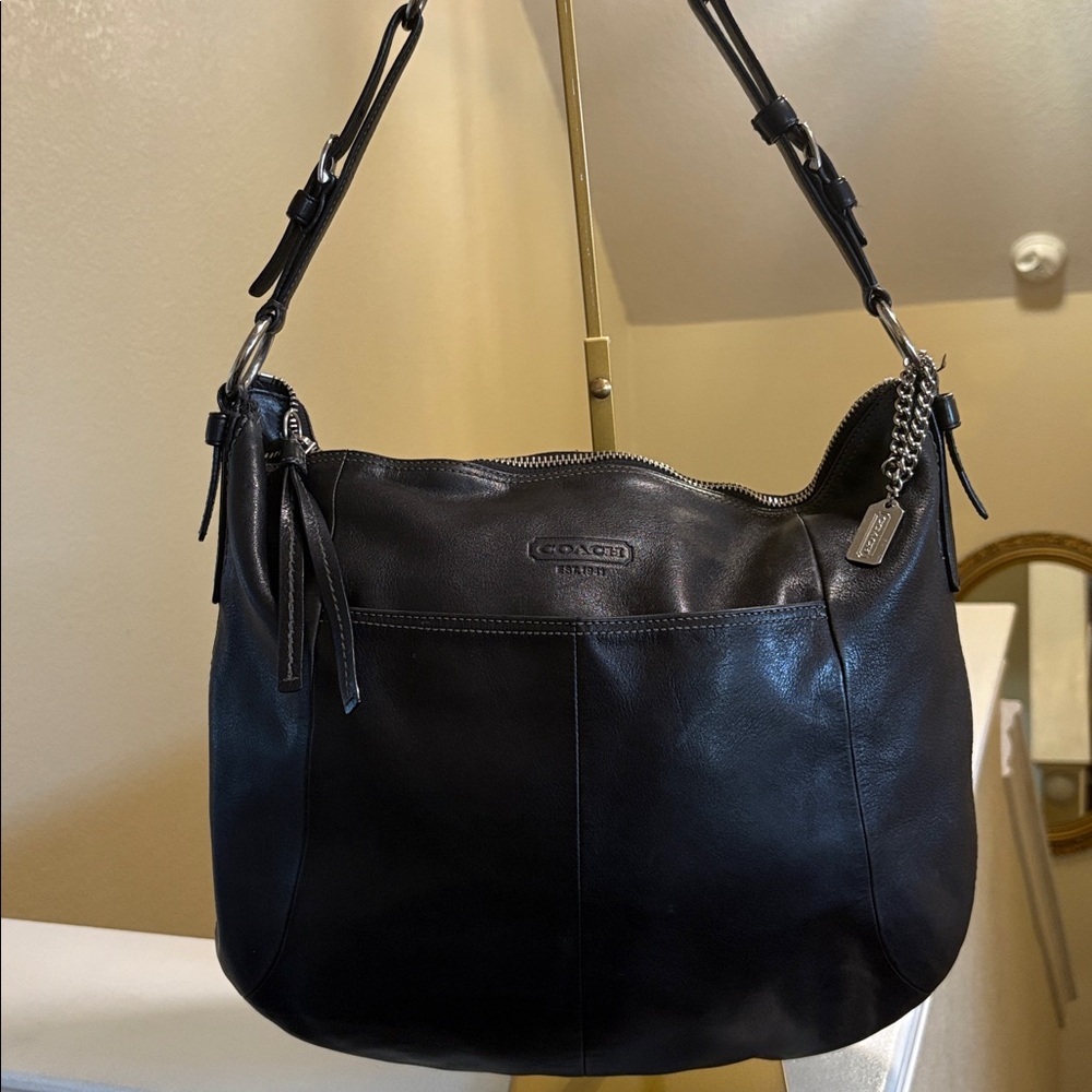 Coach Black Leather Hobo Bag 2008 Classic